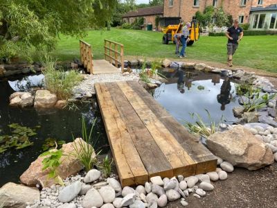 THE SIMPLEST OF BRIDGES USING JUST FOUR NEW OAK RAILWAY SLEEPERS