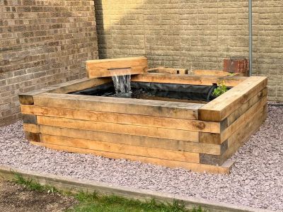 COLIN & SARAH'S A-Z of BUILDING A RAISED POND WITH NEW OAK RAILWAY SLEEPERS